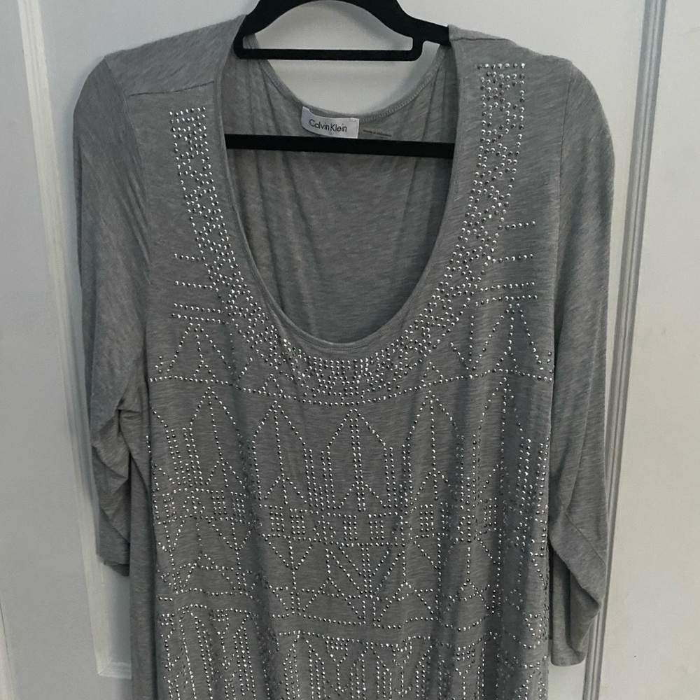 1X Calvin Klein Beaded Top